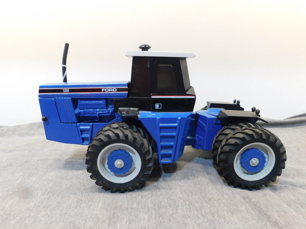 Ford 1156 Versatile