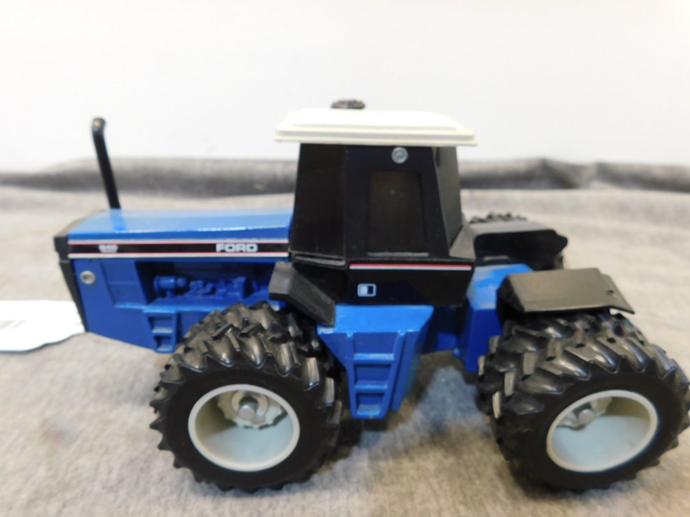 Ford 846 Versatile