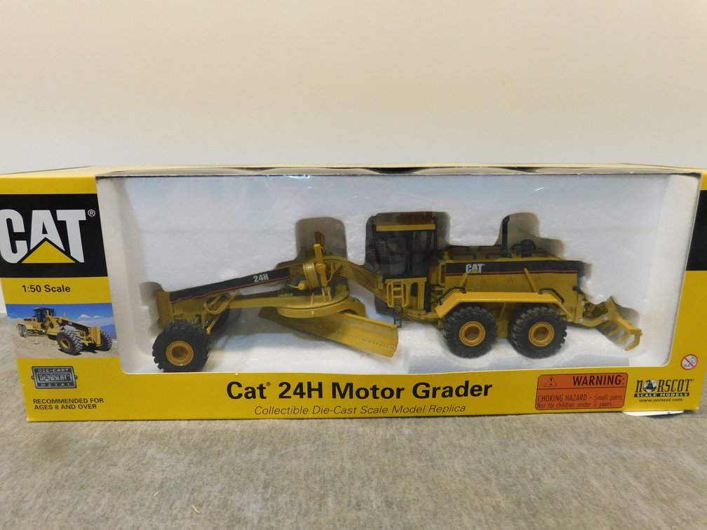 CAT 24H Motor grader