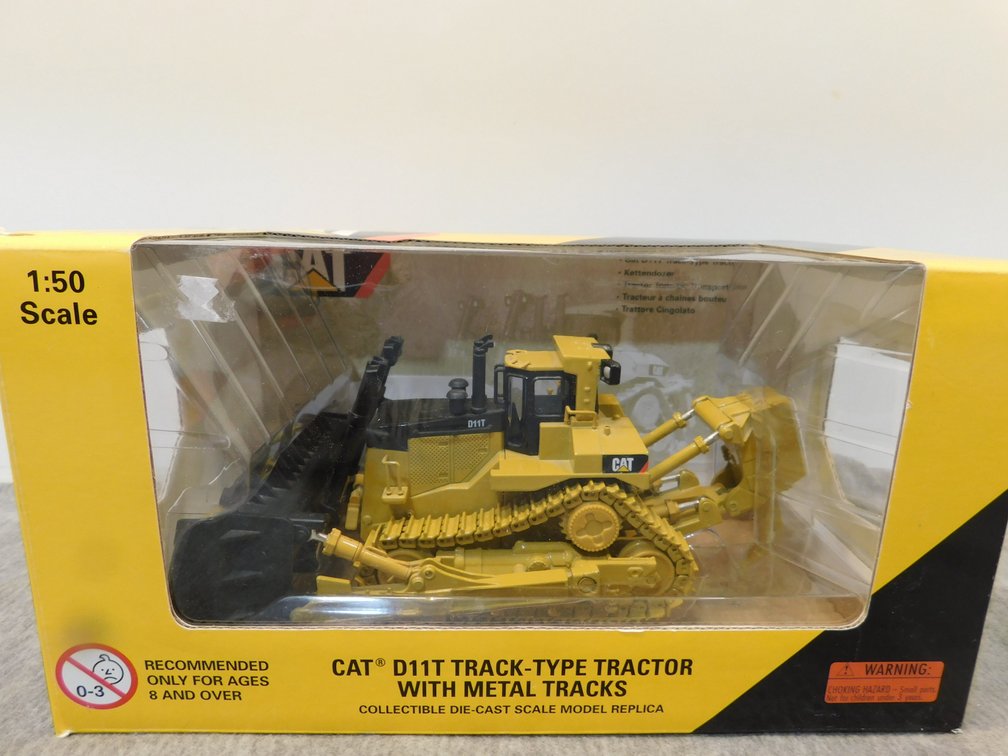 CAT D11T