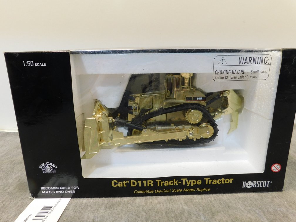 GOLD CAT D11R