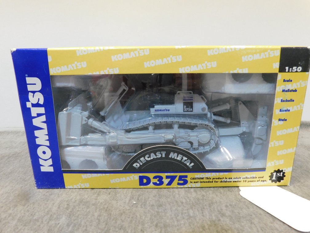 Komatsu D375