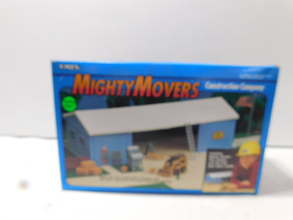 Might Movers Construction company Set