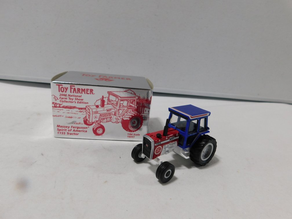 Massey Ferguson 1155 Spirit of America