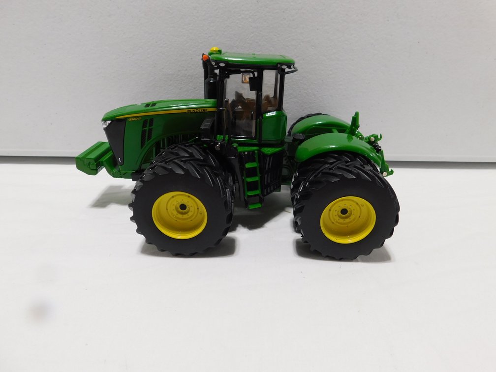 John Deere 9560R