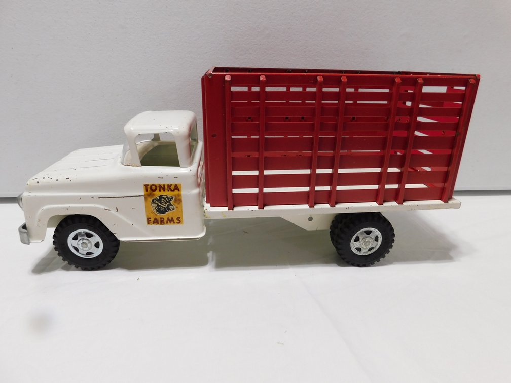 Tonka Farms Steak Truck