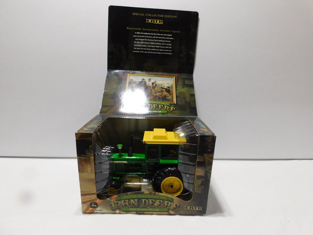 John Deere 4020