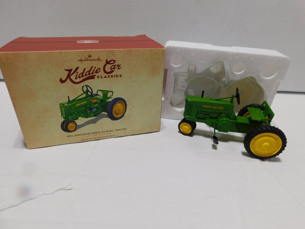 John Deere Small 60 Pedal Tractor