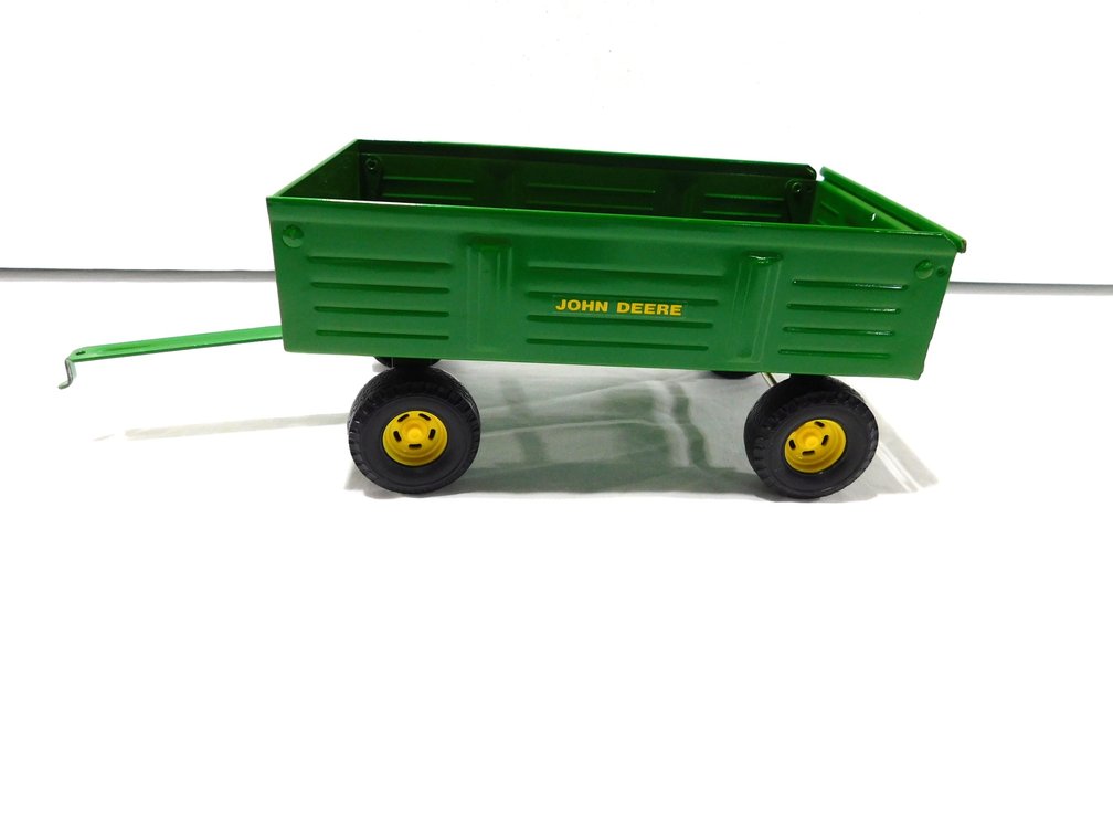 John Deere Barge Wagon
