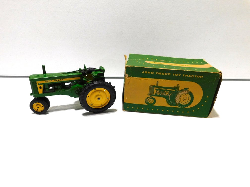 John Deere 620