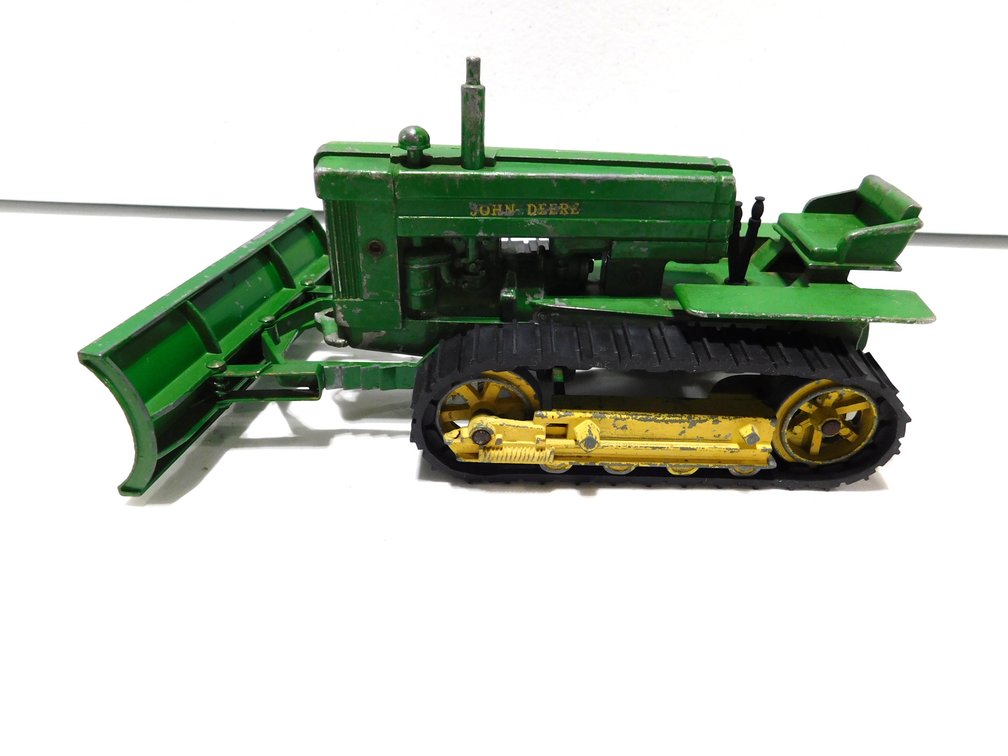 John Deere MC Dozer