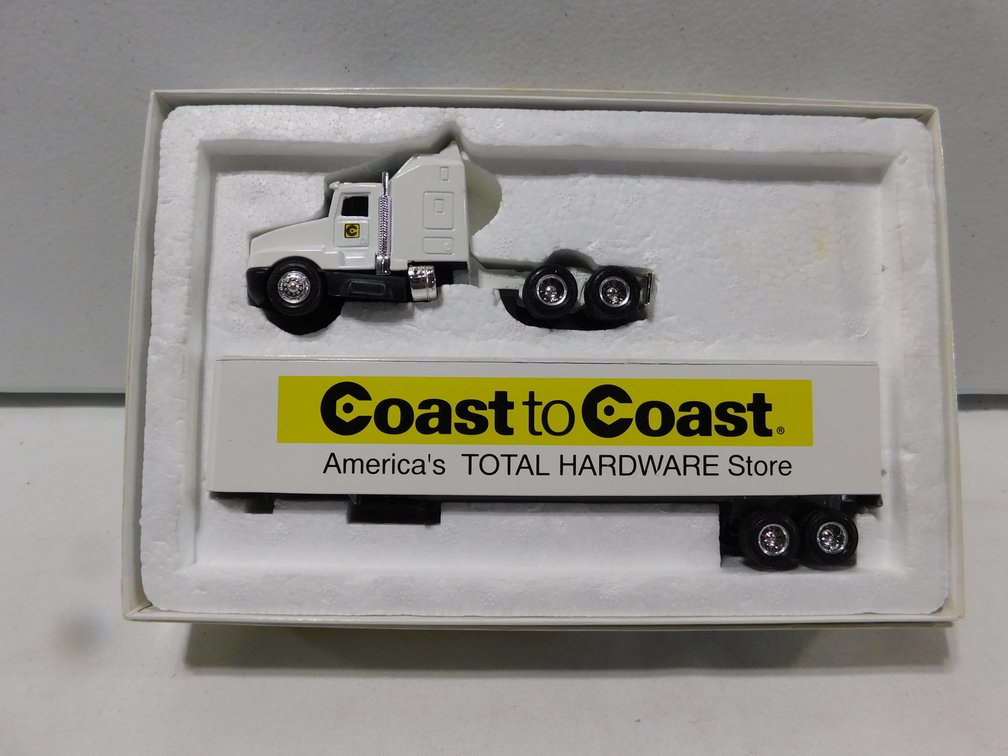 Ertl Coast to Coast Hauler