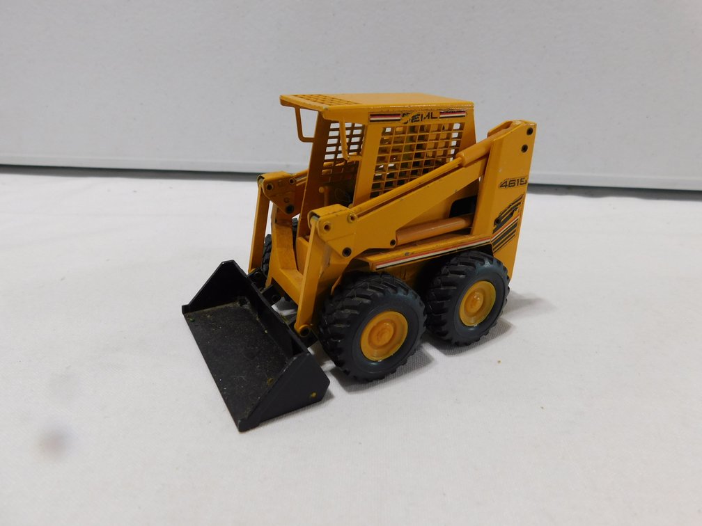 GEHL 4615 Skid Loader