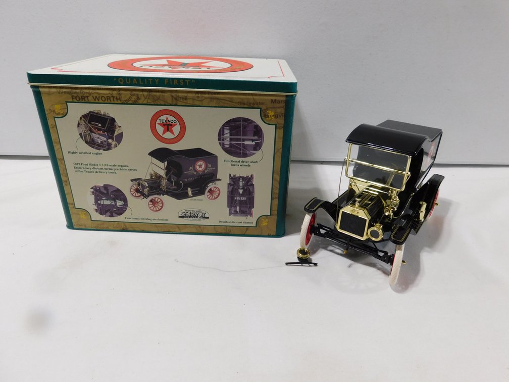 1913 Texaco Model T Delivery Truck
