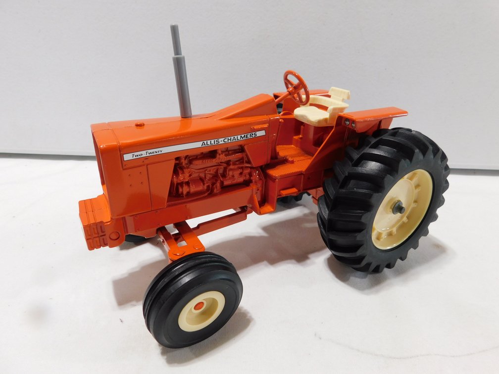 Allis Chalmers Two Twenty