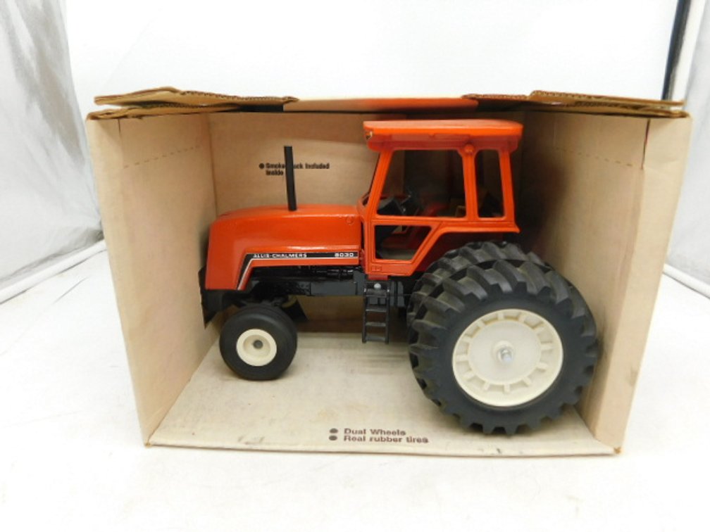 Allis Chalmers 8030 w/Duals