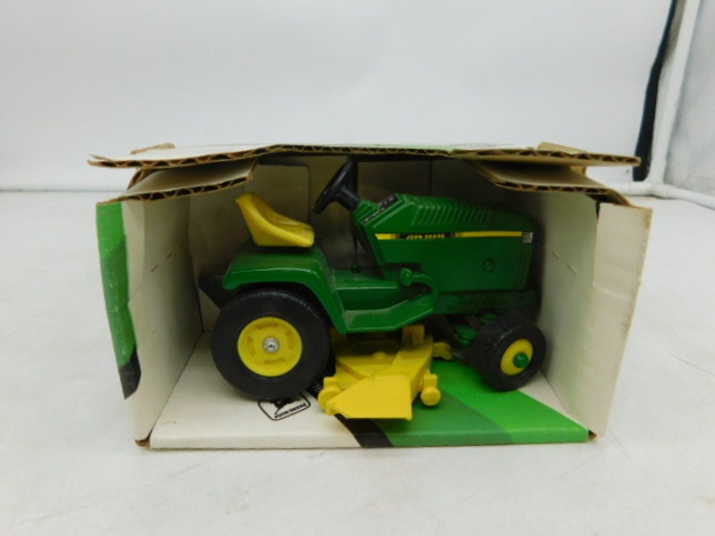 John Deere Lawn and Garden Tractor