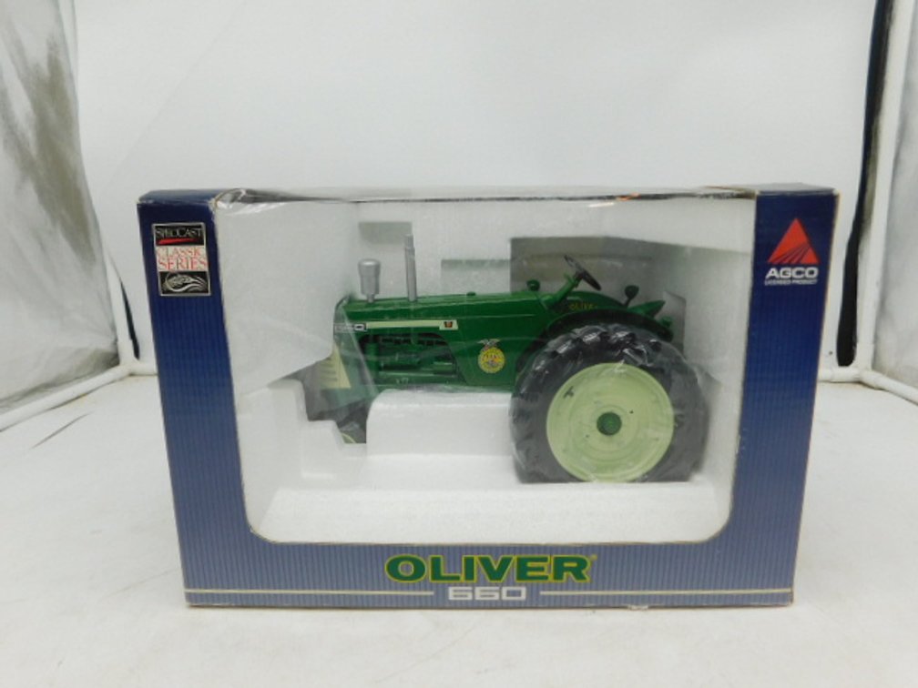 Oliver 660-Iowa FFA