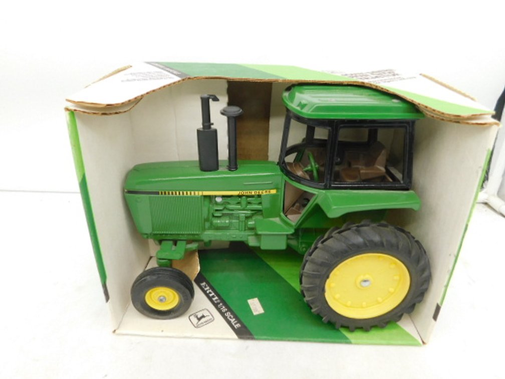 John Deere Row Crop Tractor