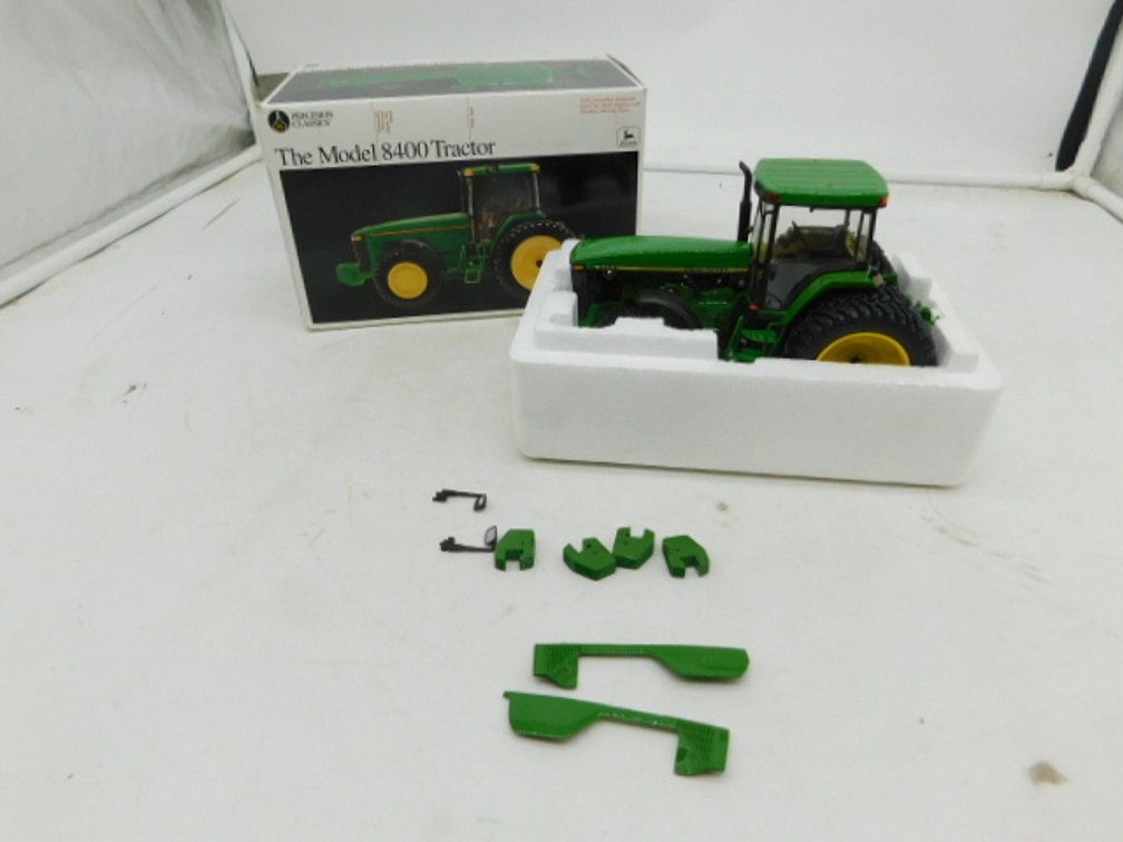 John Deere 8400 Precision Classic