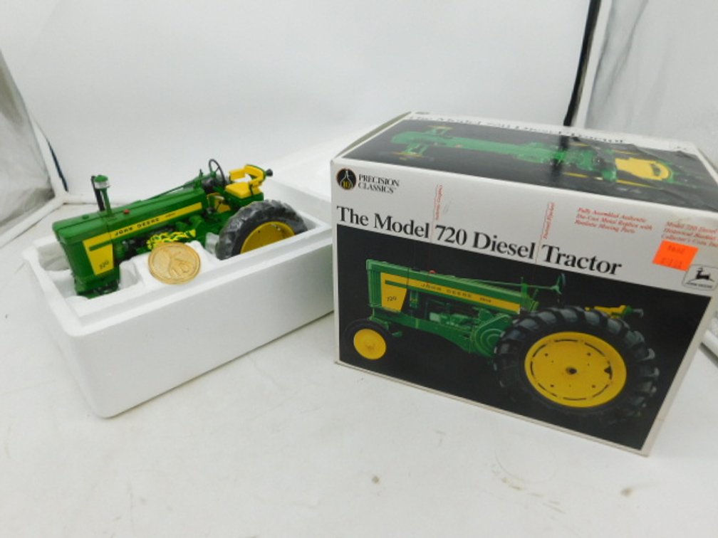 John Deere 720 Diesel Precision Classic
