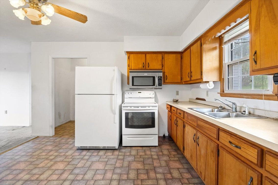 Image for Oakes' Estate Home - Waynesboro