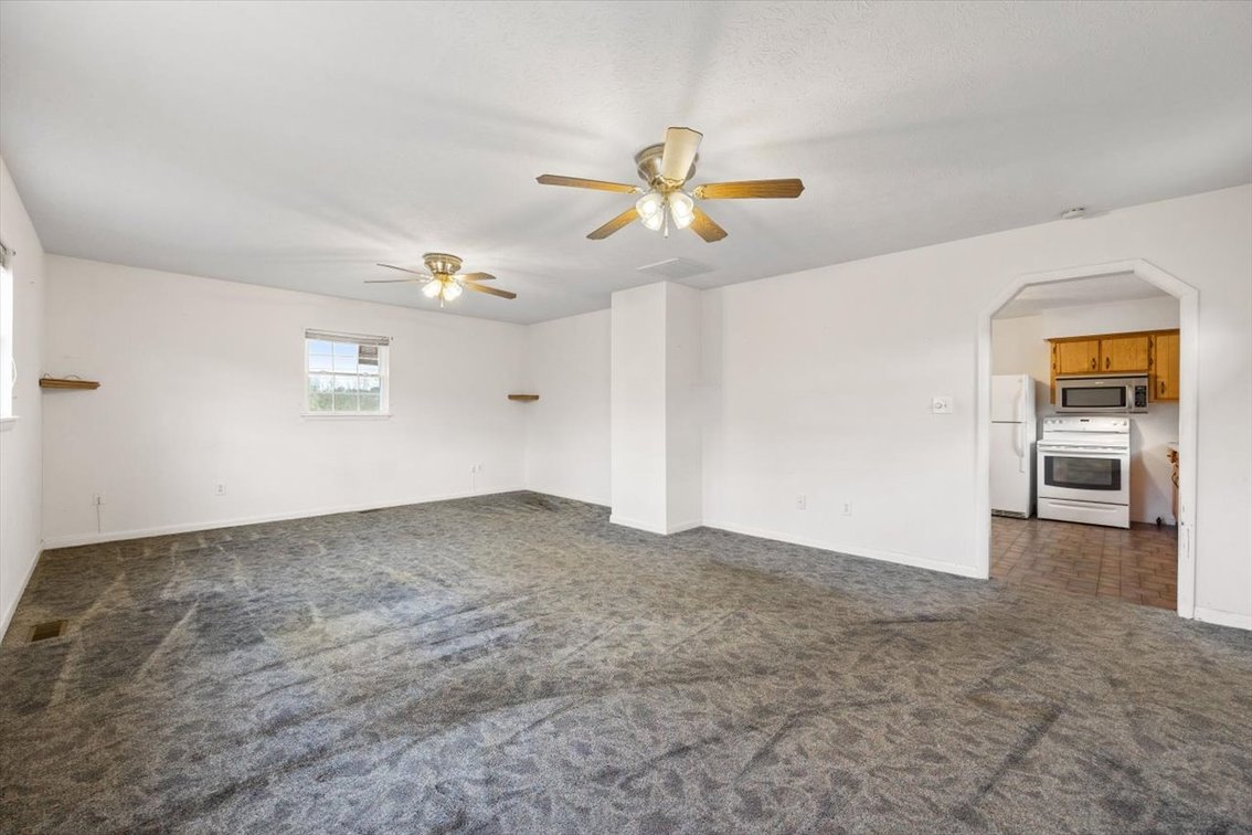 Image for Oakes' Estate Home - Waynesboro