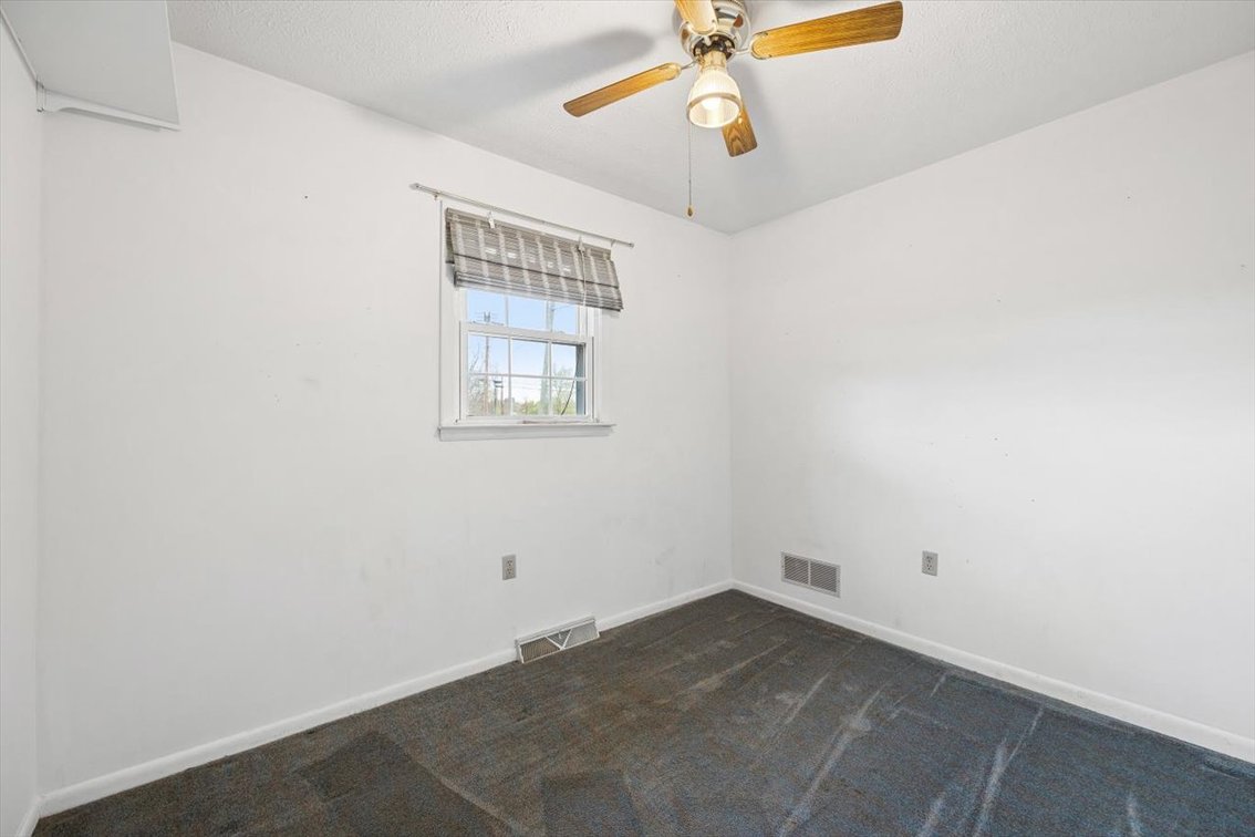 Image for Oakes' Estate Home - Waynesboro