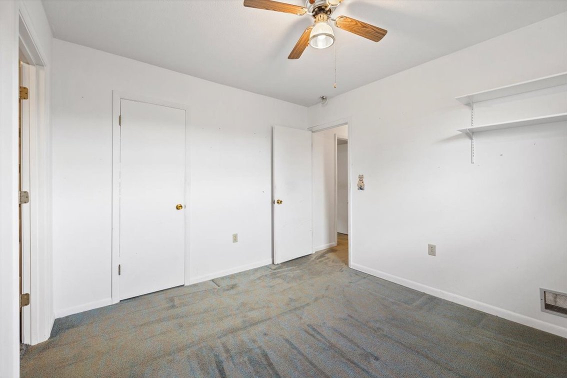 Image for Oakes' Estate Home - Waynesboro