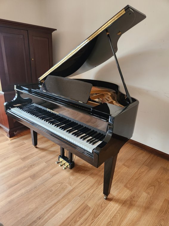 D.H. Baldwin Baby Grand Piano 