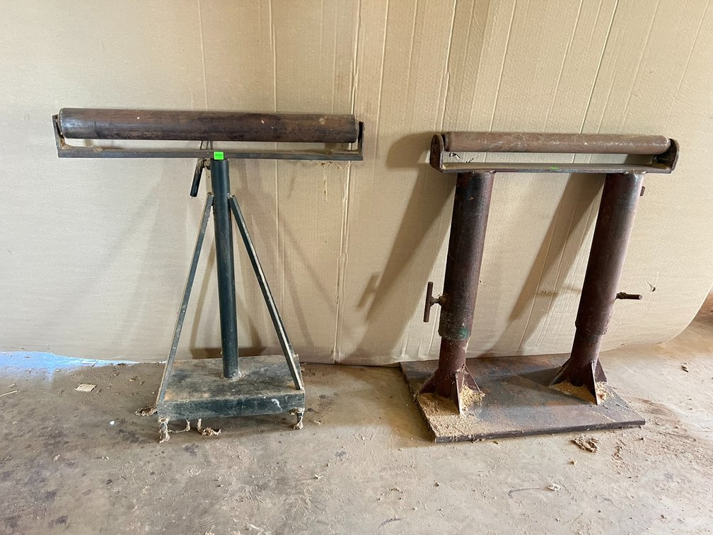 Heavy duty roller stands