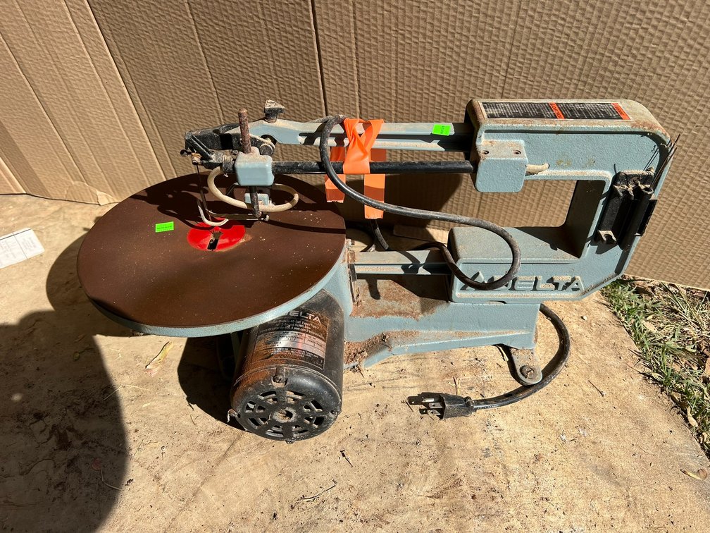Delta scroll saw