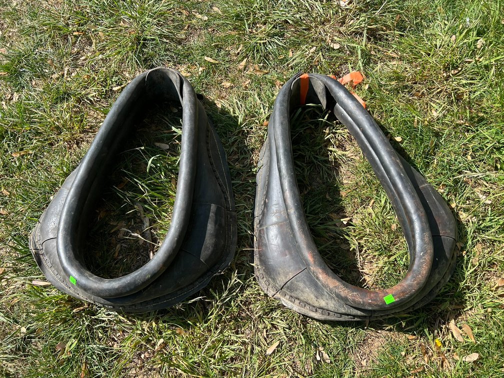 Horse collars