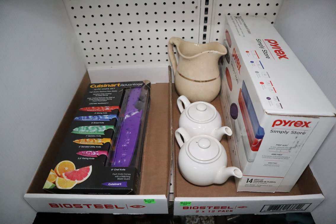 Kitchen Items, Pyrex Dish Set