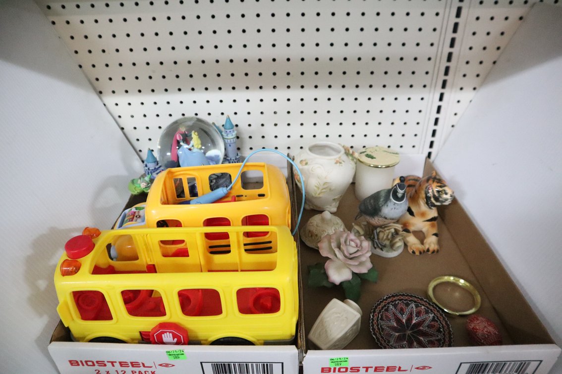 Collectibles, Toy Buses