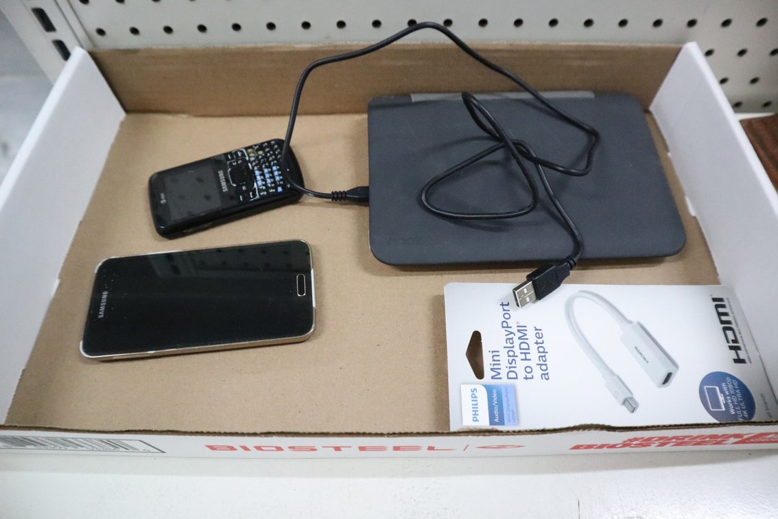 Barnes & Noble Nook Tablet, Samsung Phones