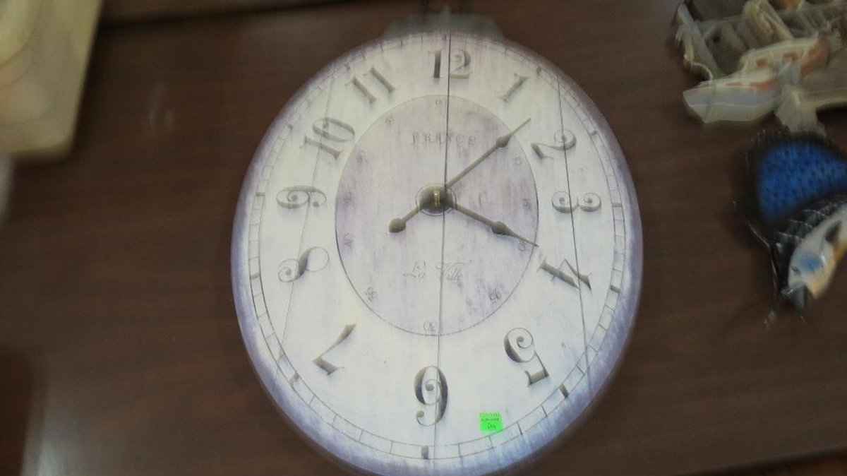 Rustic finish clock