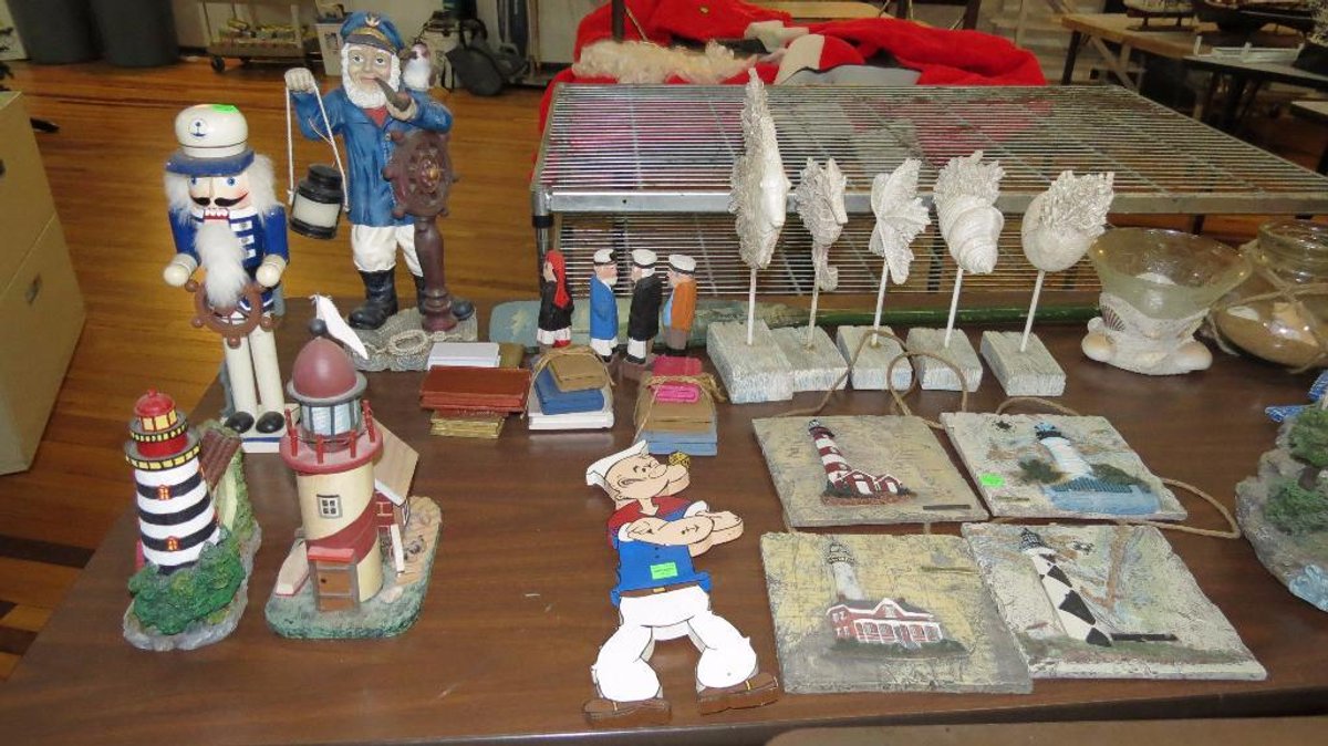 Group of decorative beach and marine items