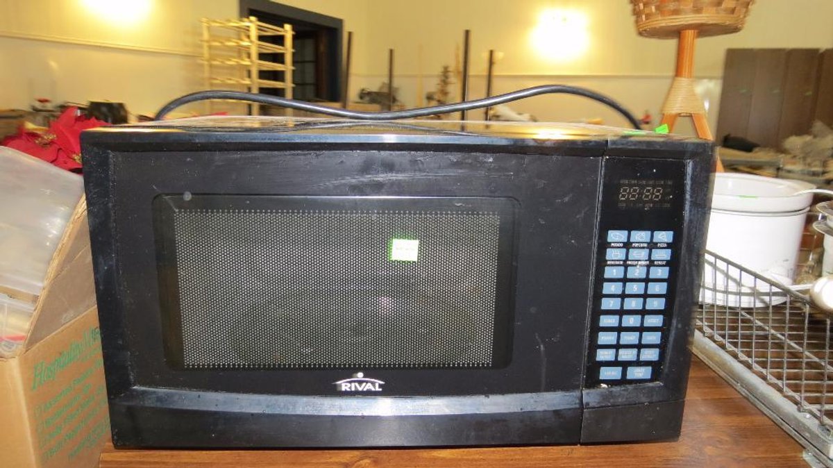 Rival microwave
