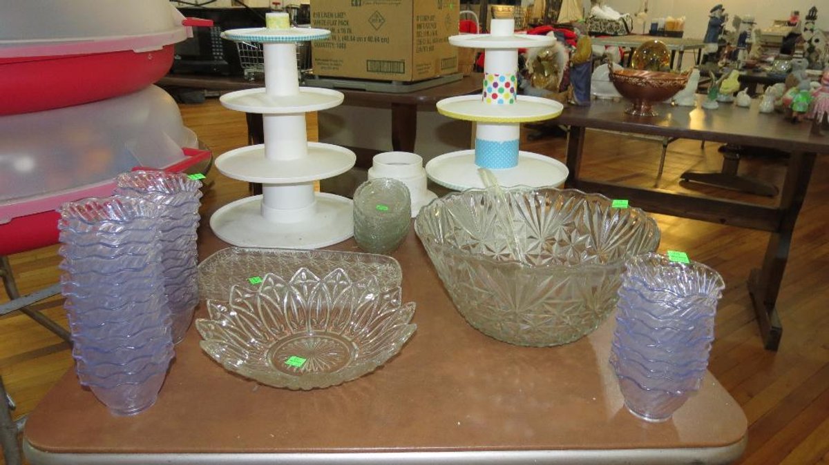 Cupcake display stands and more