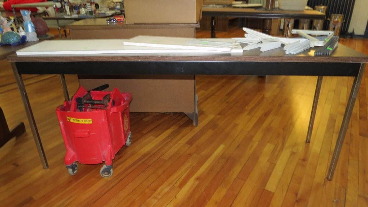 Chrome leg seminar table