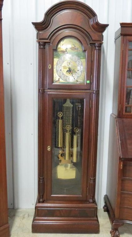 Seth Thomas grandfather clock model 4381, clock face is handpainted in Holland