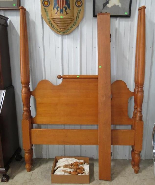 Fullsize canpoy poster bed