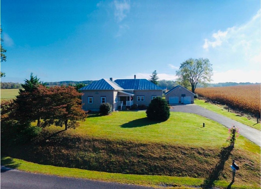 Image for 4 Bedroom Country Home on 1+ Acre