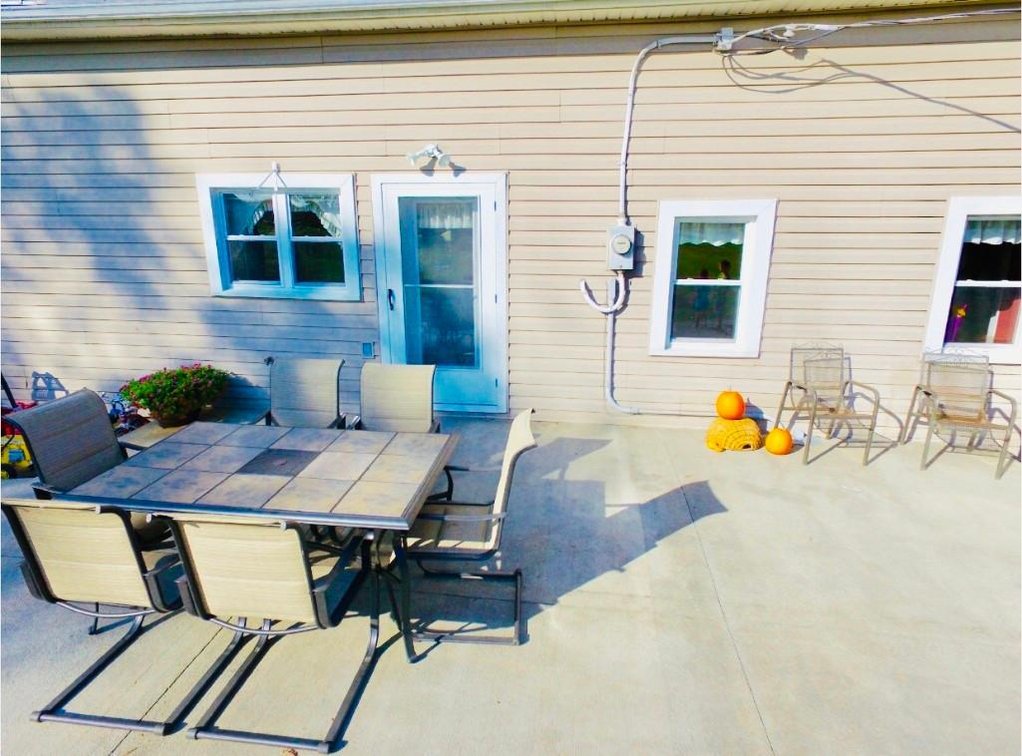 Image for 4 Bedroom Country Home on 1+ Acre