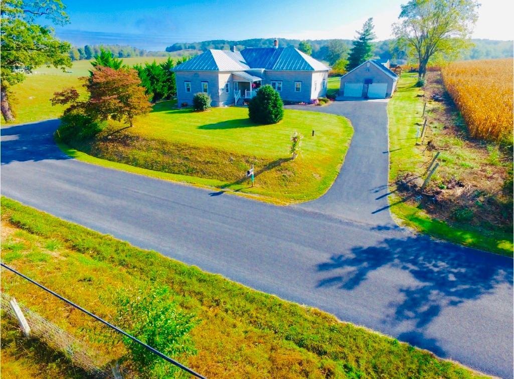 Image for 4 Bedroom Country Home on 1+ Acre