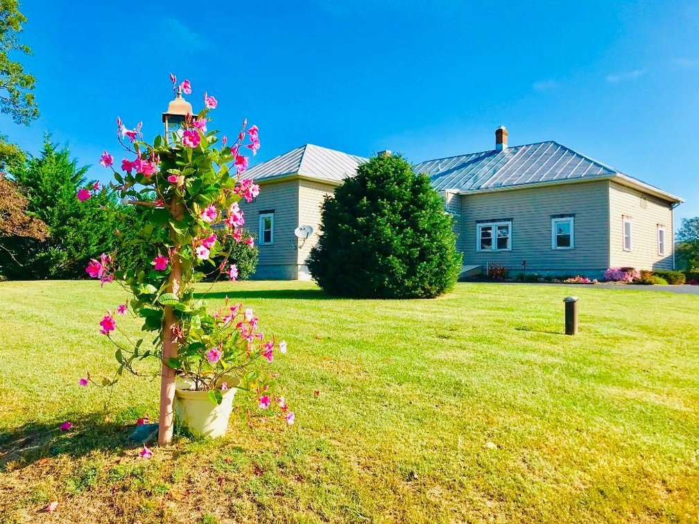 Image for 4 Bedroom Country Home on 1+ Acre