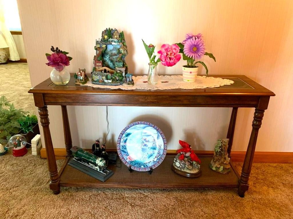 Image for Wholesale Estate Clean Out