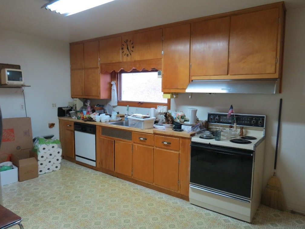 Image for Wholesale Estate Clean Out