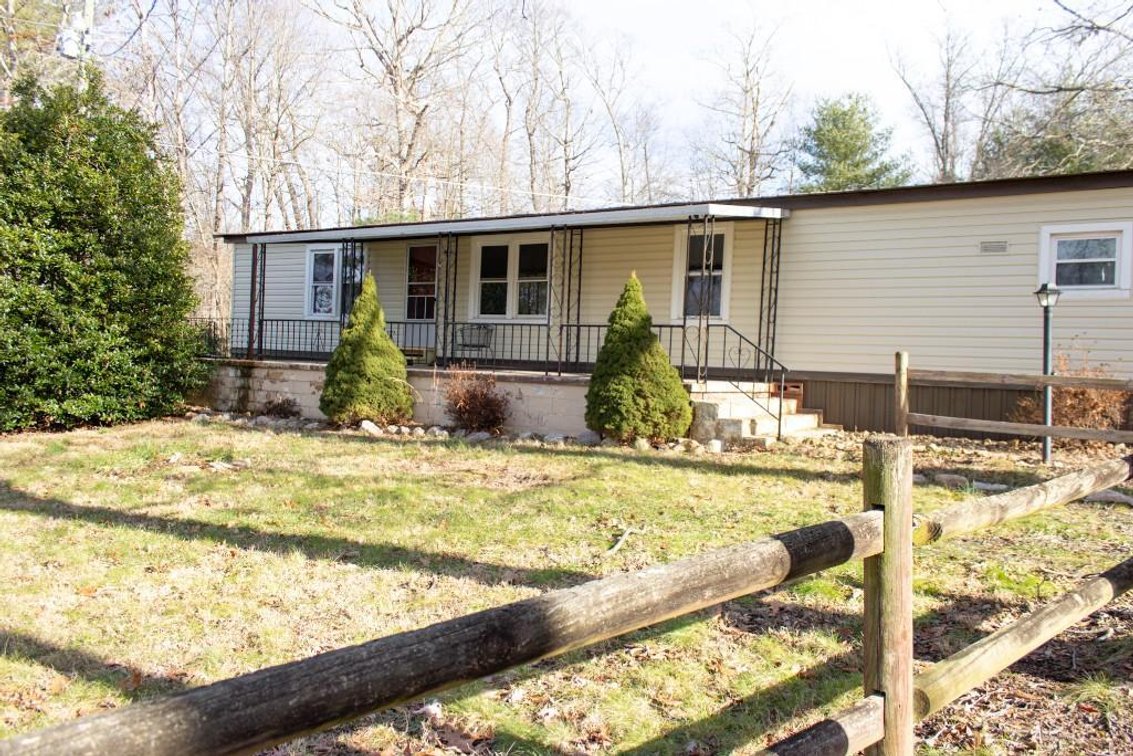 Image for 1/2 Acre - 3 Bed 2 Bath w/ Garage